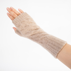 寒がりな彼女へのプレゼントに手袋を。おしゃれで暖かな手袋をご紹介