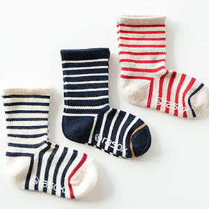 3歳の女の子・男の子へのプレゼントは、成長を育む贈り物を