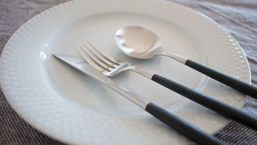 ギフトの人気モノCutipol。 洗練されたデザインと職人技のカトラリー。